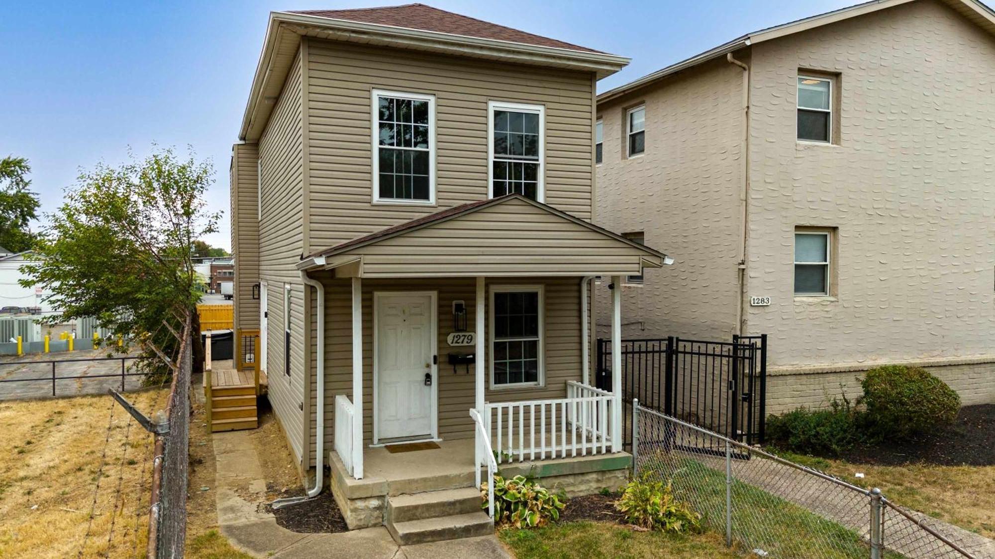 Ferienhaus Suburban Hot Tub Oasis Near Osu & Short North